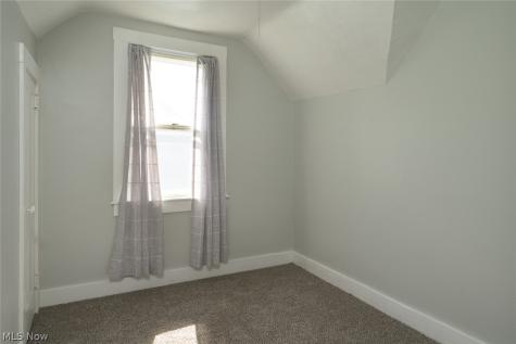 466 Page Street Ravenna OH 44266