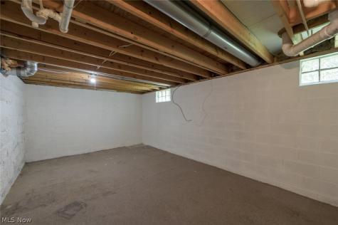 466 Page Street Ravenna OH 44266