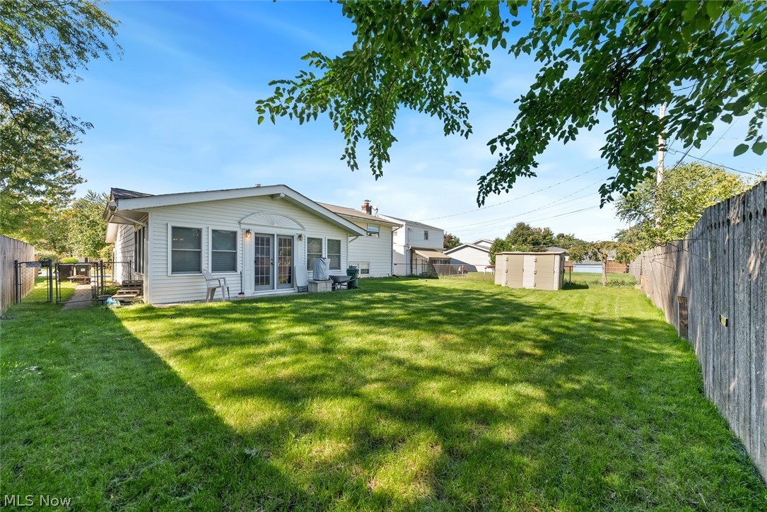 111 Edgefield Drive Elyria OH 44035