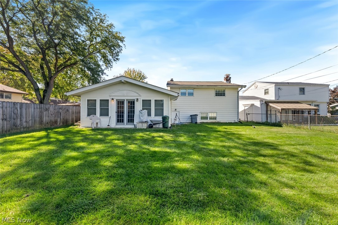 111 Edgefield Drive Elyria OH 44035