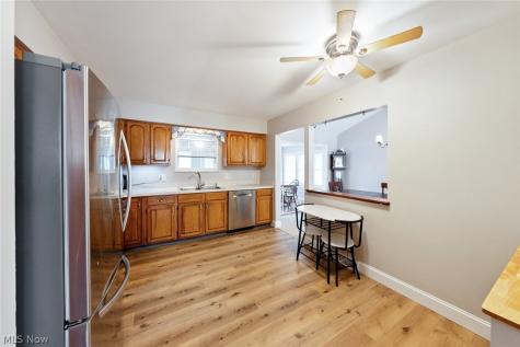 111 Edgefield Drive Elyria OH 44035