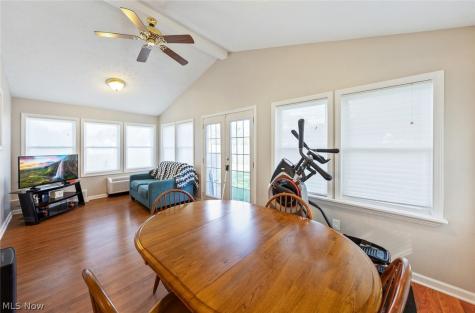 111 Edgefield Drive Elyria OH 44035