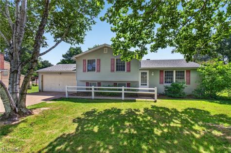3110 Bronco Drive Clinton OH 44216