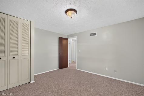 3110 Bronco Drive Clinton OH 44216