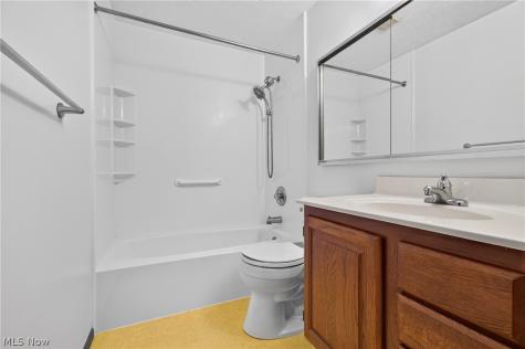 3110 Bronco Drive Clinton OH 44216