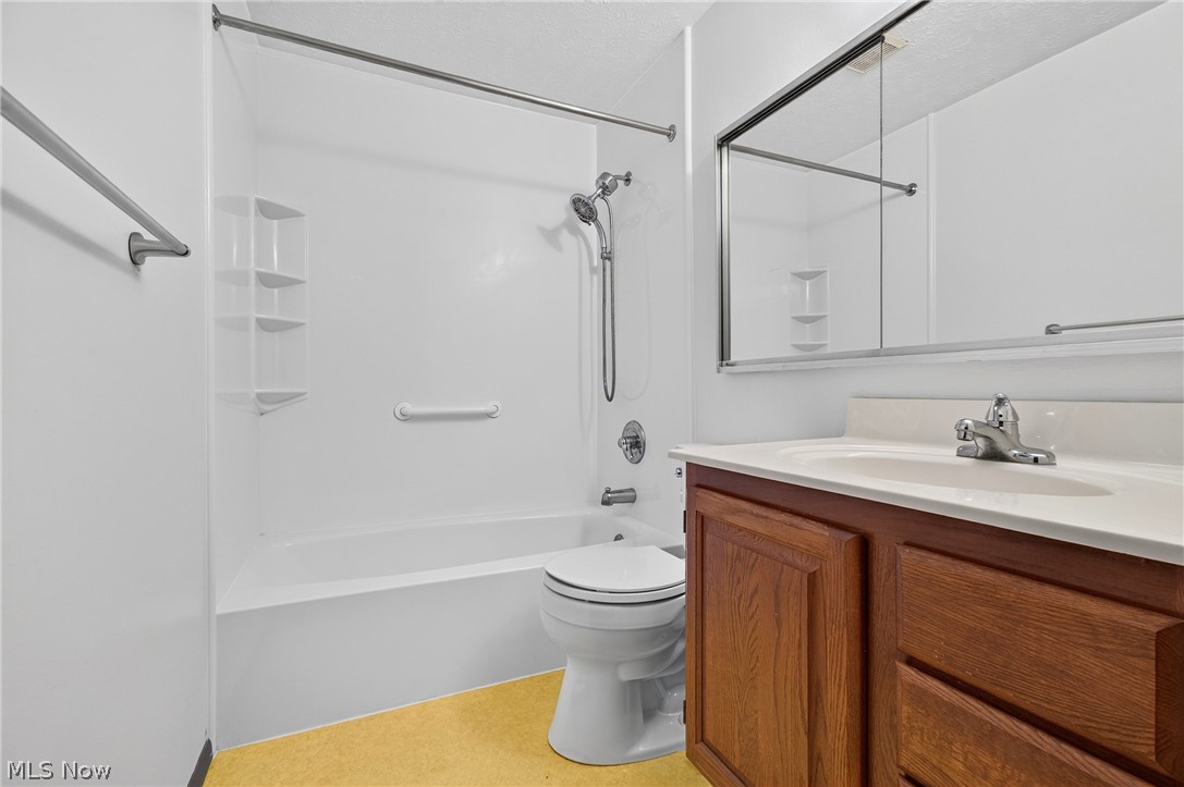 3110 Bronco Drive Clinton OH 44216