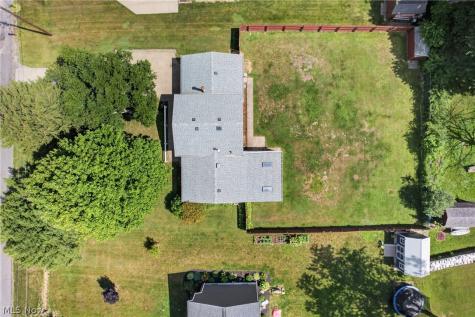 3110 Bronco Drive Clinton OH 44216