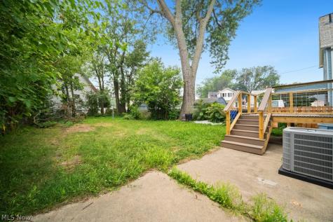 12147 Triskett Cleveland OH 44111