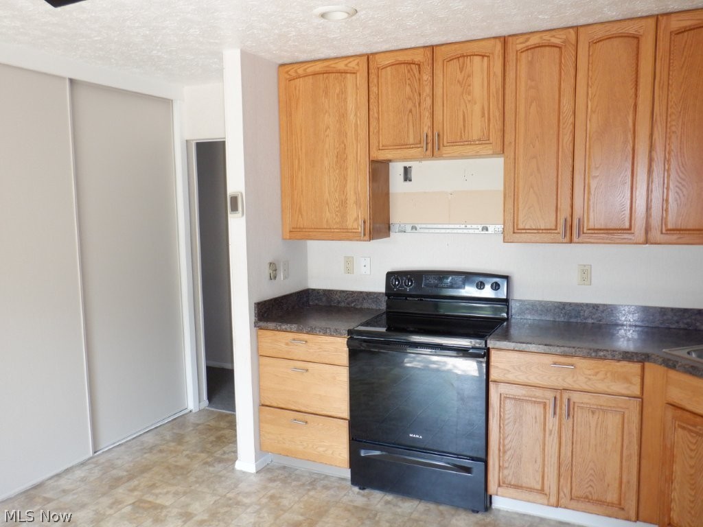 21801 Little Brook Way Strongsville OH 44149