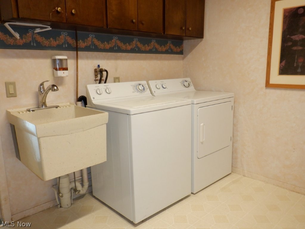 21801 Little Brook Way Strongsville OH 44149