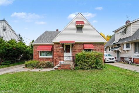 17829 Dillewood Road Cleveland OH 44119