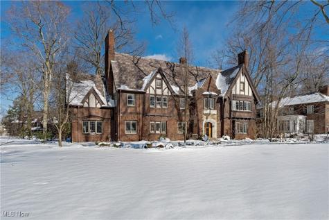 2917 N Park Boulevard Cleveland OH 44118
