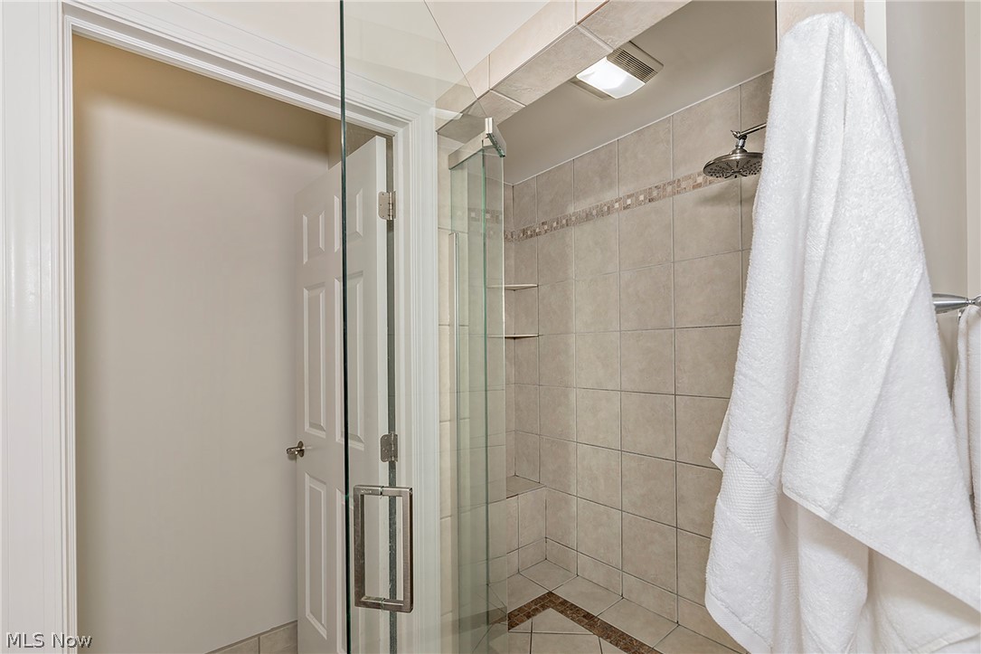 16820 Staffordshire Court Chagrin Falls OH 44023
