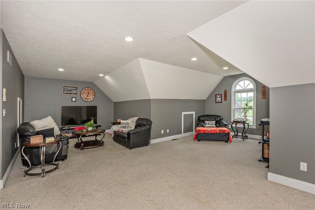 16820 Staffordshire Court Chagrin Falls OH 44023