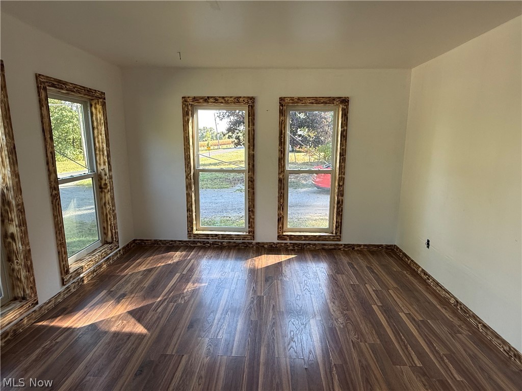1939 Waterford Road East Palestine OH 44413