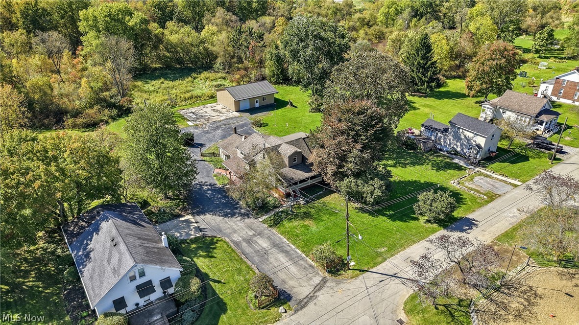 668 Hazelton Street Masury OH 44438
