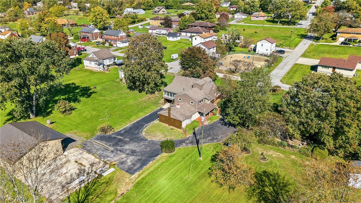 668 Hazelton Street Masury OH 44438