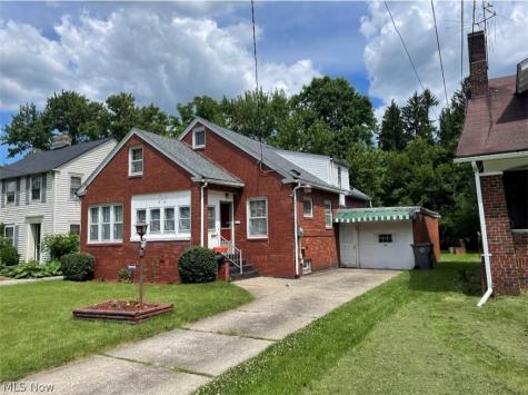 516 Parkcliff Avenue Youngstown OH 44511