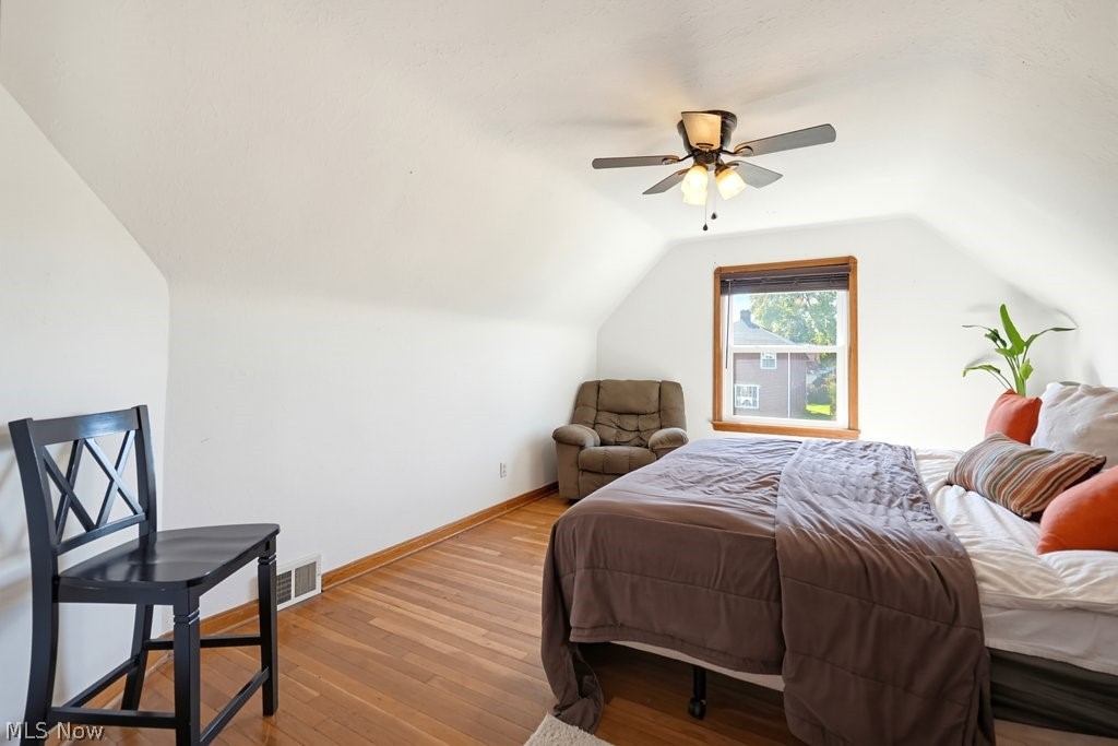 7702 Ridgefield Avenue Parma OH 44129