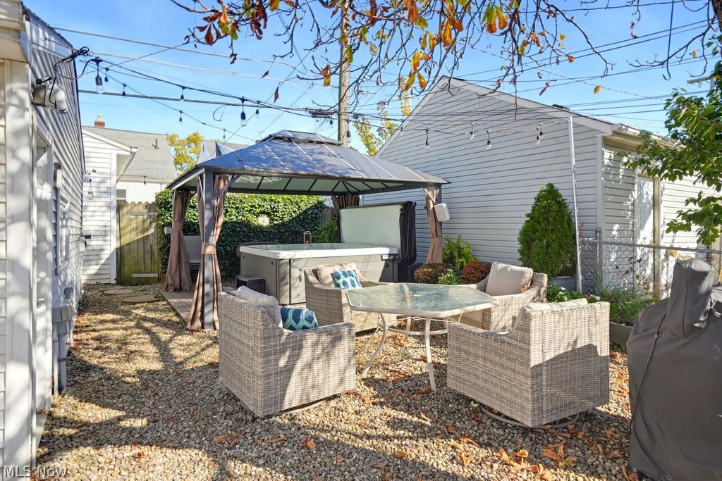 7702 Ridgefield Avenue Parma OH 44129