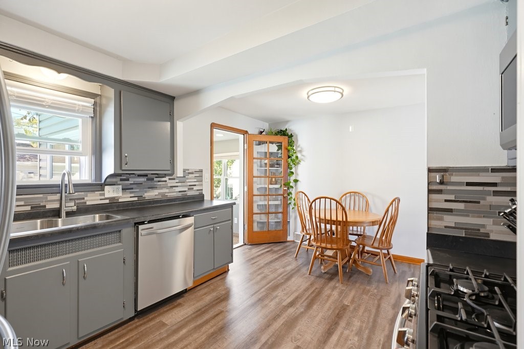 7702 Ridgefield Avenue Parma OH 44129