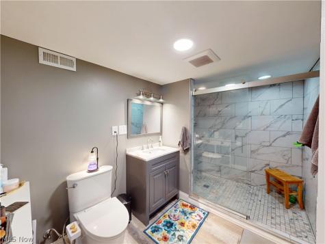 30028 Elgin Road Wickliffe OH 44092