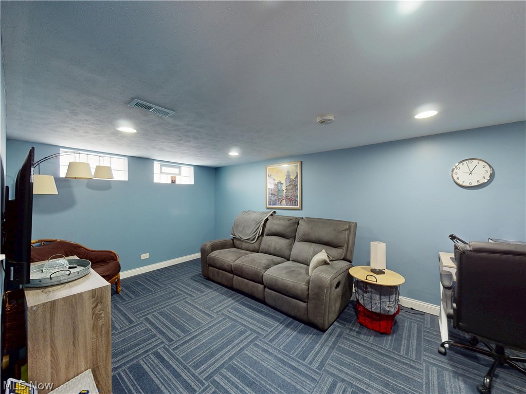 30028 Elgin Road Wickliffe OH 44092