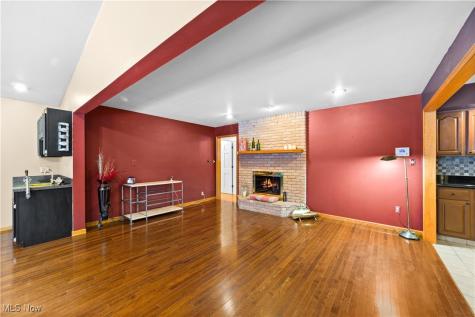 250 Schocalog Road Akron OH 44313