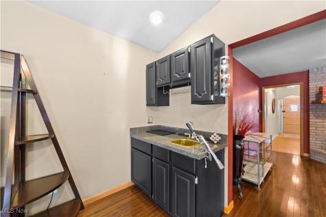 250 Schocalog Road Akron OH 44313