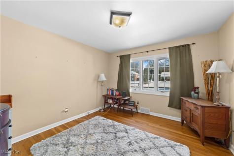 250 Schocalog Road Akron OH 44313