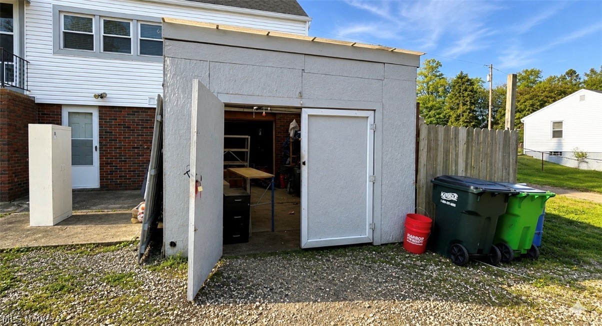 375 E Huston Street Barberton OH 44203