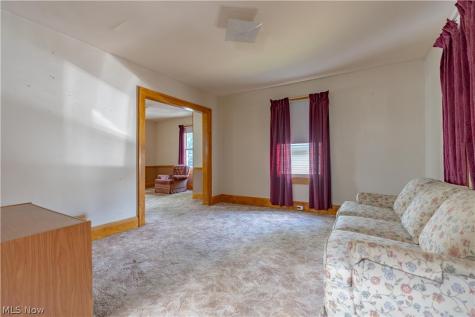 1515 Pearl Place SE Massillon OH 44646