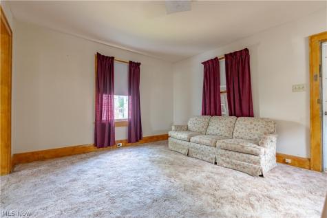 1515 Pearl Place SE Massillon OH 44646