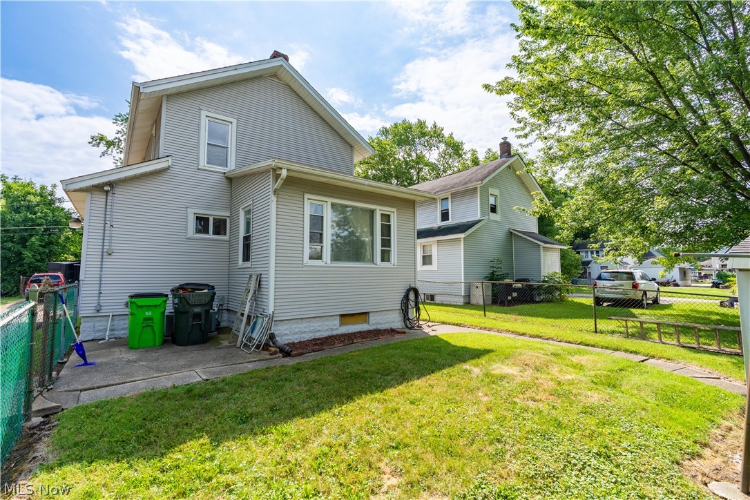 1515 Pearl Place SE Massillon OH 44646