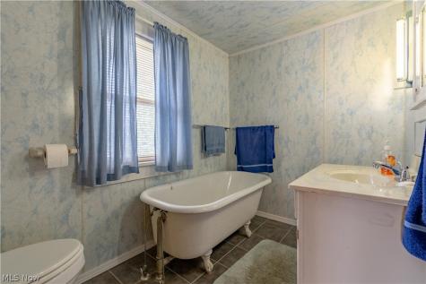 1515 Pearl Place SE Massillon OH 44646