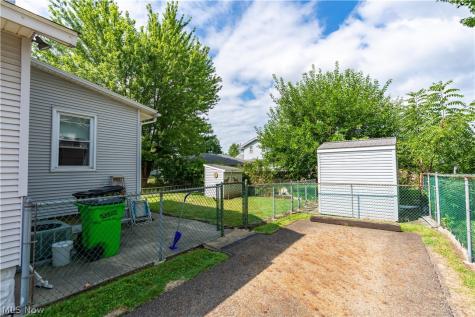 1515 Pearl Place SE Massillon OH 44646