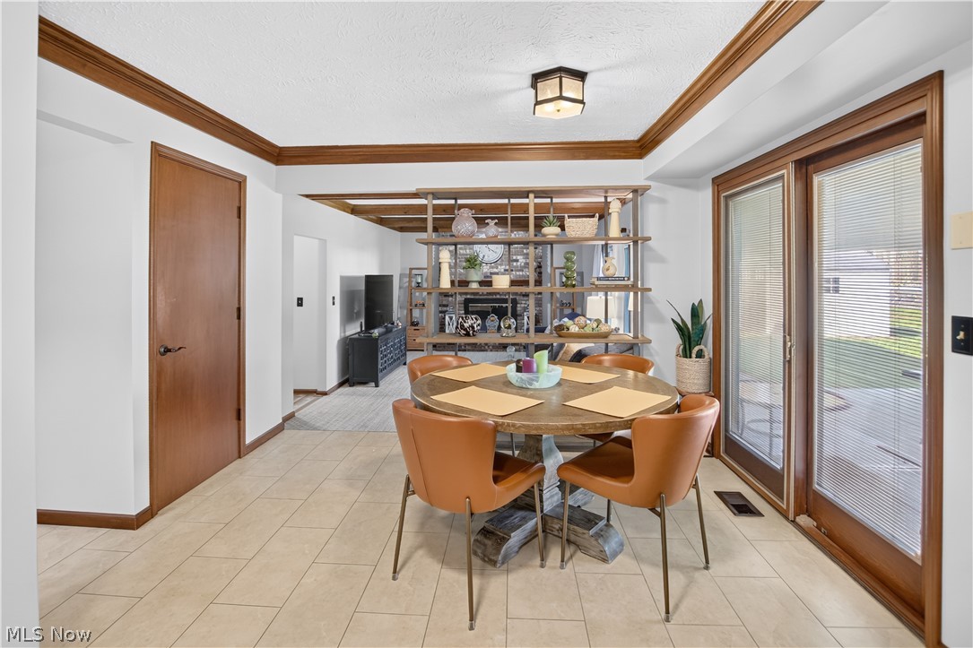 3080 Stoney Creek Drive North Royalton OH 44133