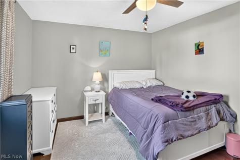 3080 Stoney Creek Drive North Royalton OH 44133