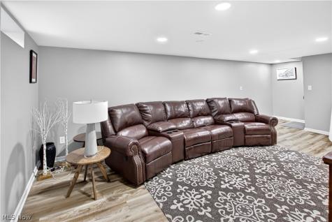 3080 Stoney Creek Drive North Royalton OH 44133