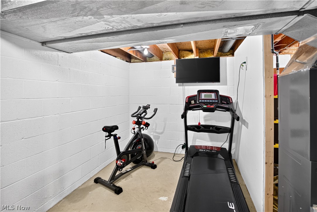3080 Stoney Creek Drive North Royalton OH 44133