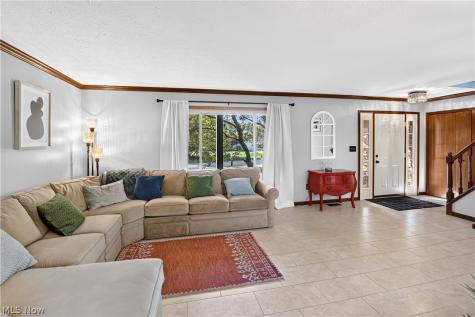 3080 Stoney Creek Drive North Royalton OH 44133