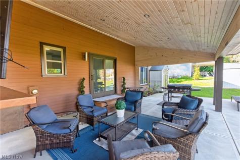 3080 Stoney Creek Drive North Royalton OH 44133