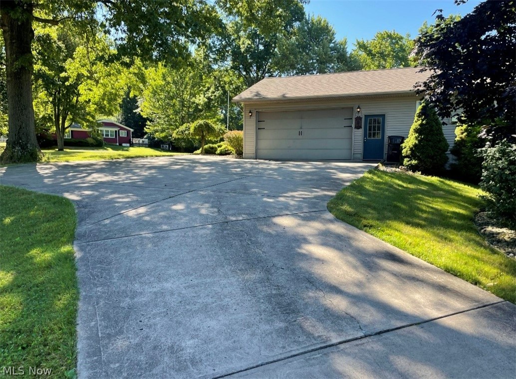 5741 Herbert Road Canfield OH 44406