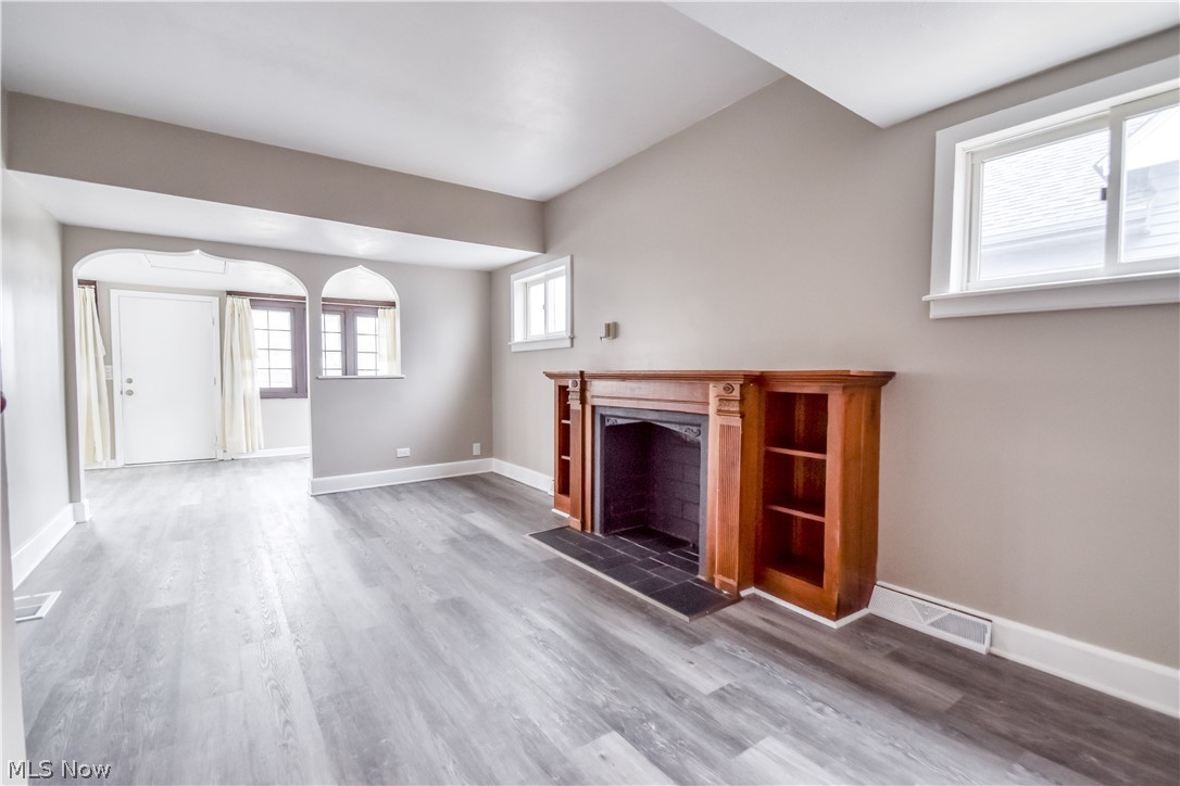 271 E 238 Street Euclid OH 44123