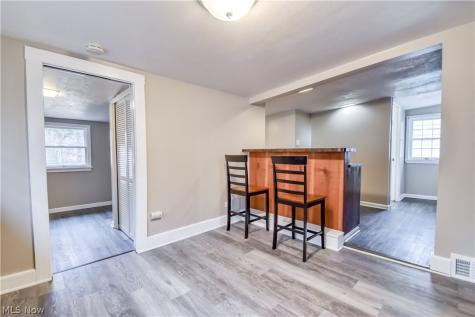 271 E 238 Street Euclid OH 44123