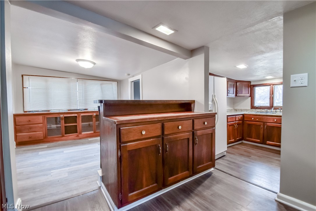 271 E 238 Street Euclid OH 44123