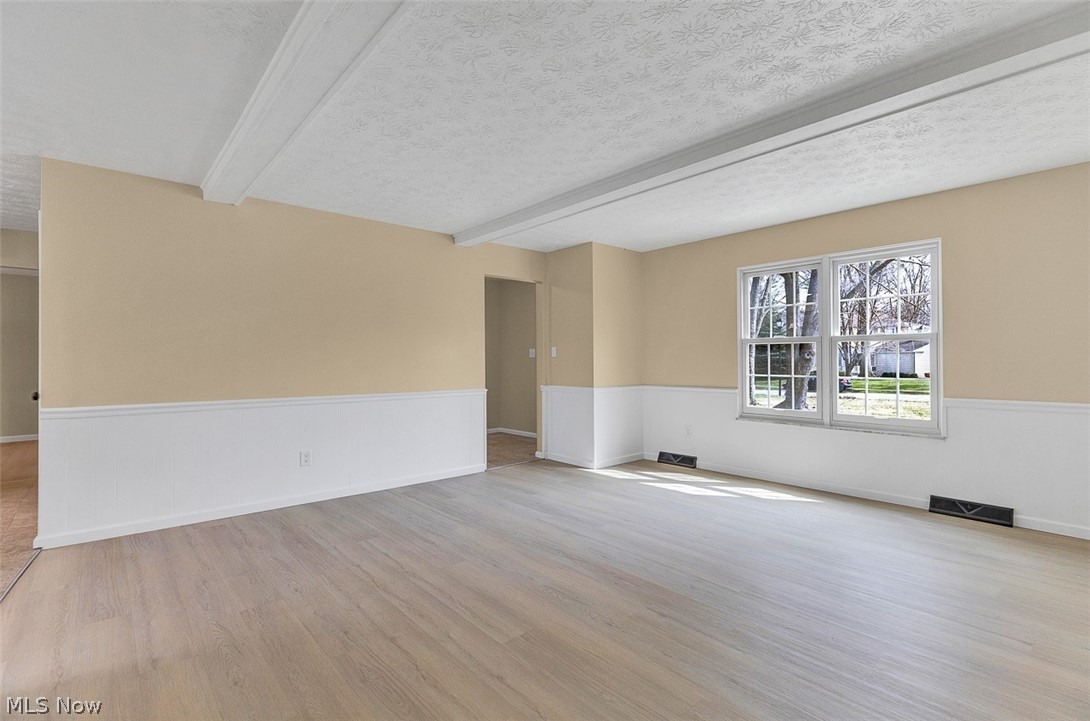620 Lindford Drive Bay Village OH 44140