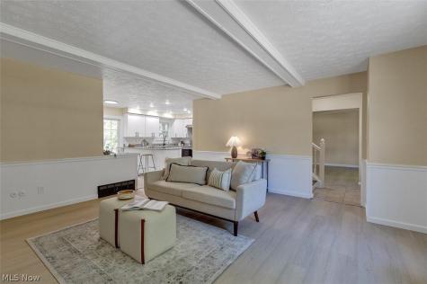 620 Lindford Drive Bay Village OH 44140