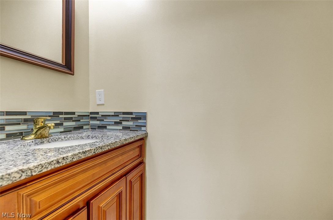 620 Lindford Drive Bay Village OH 44140