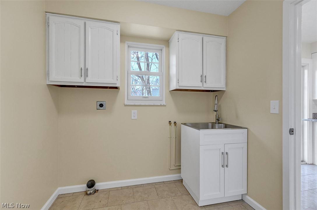 620 Lindford Drive Bay Village OH 44140